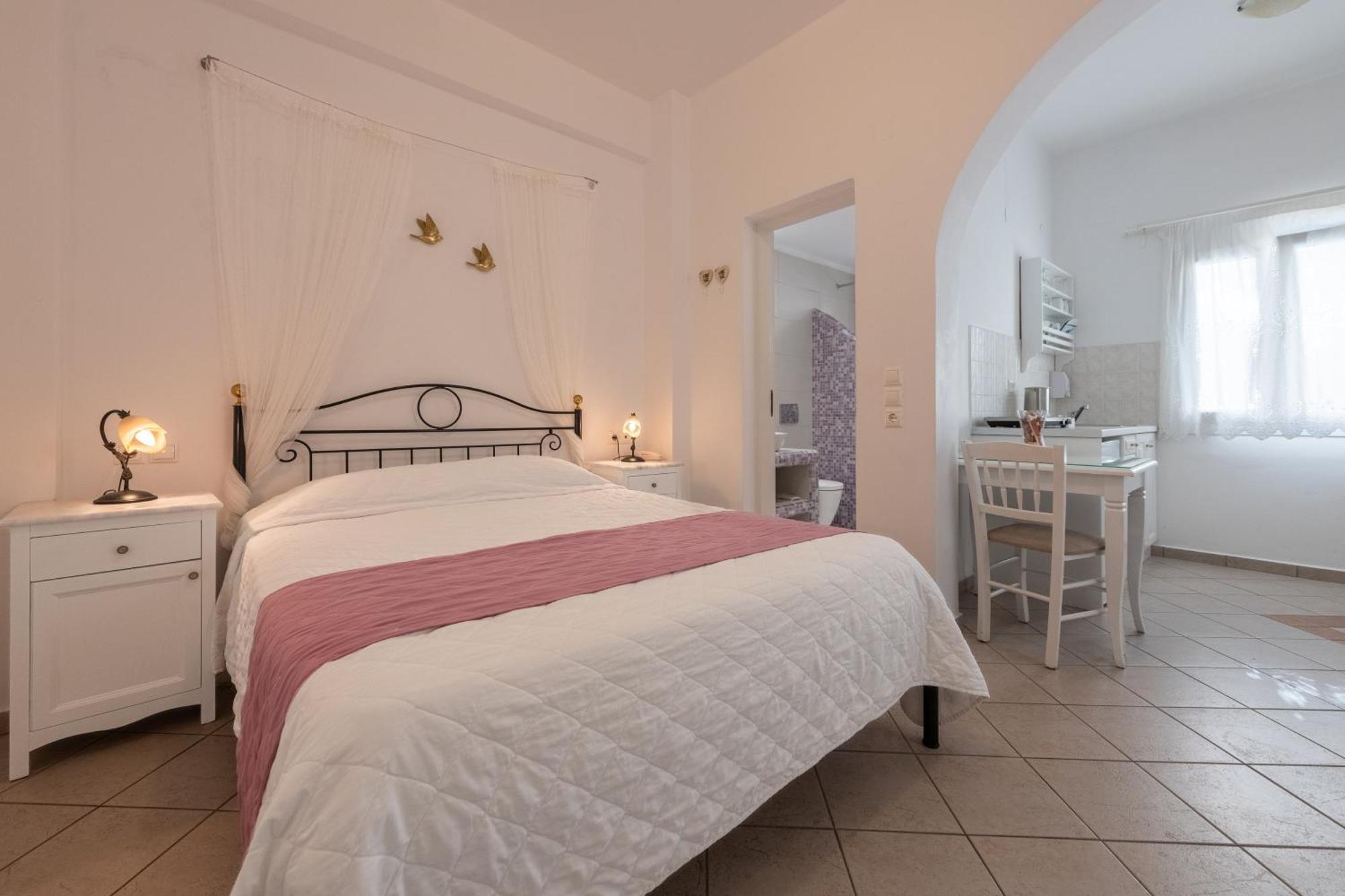 Reverie Santorini Hotel Firostefani Dış mekan fotoğraf